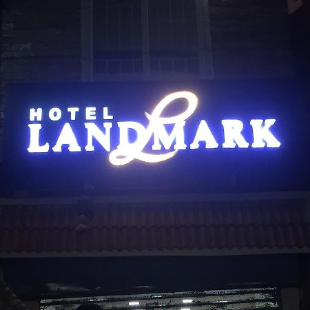Hotel Landmark Ooty Esterno foto