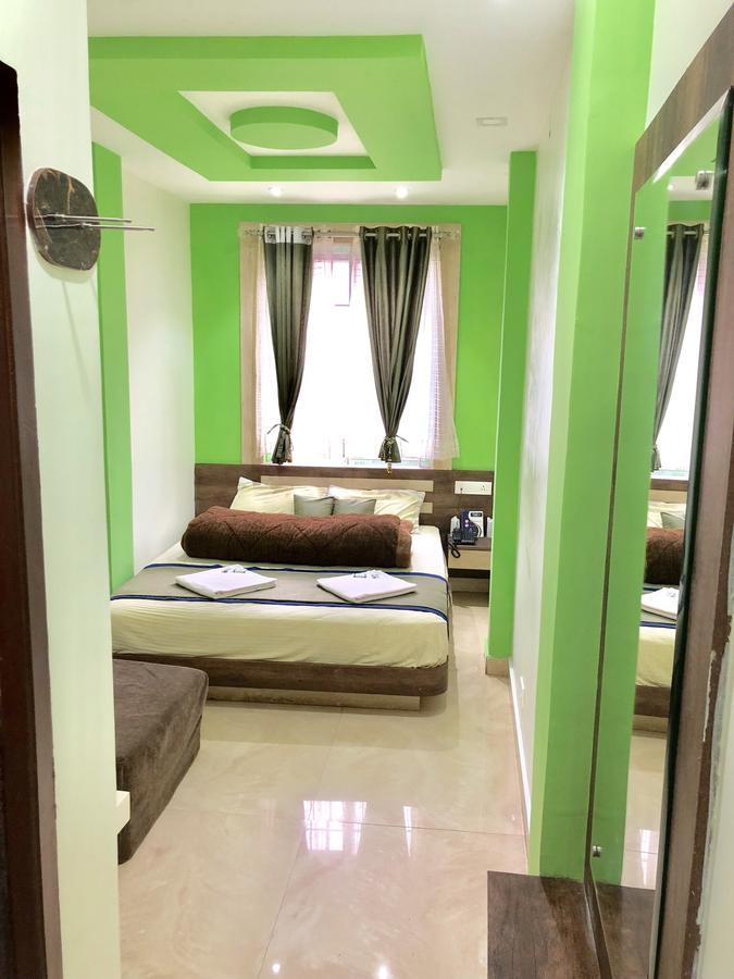 Hotel Landmark Ooty Esterno foto