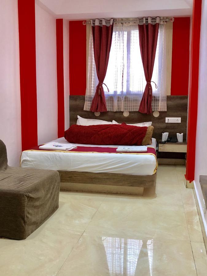 Hotel Landmark Ooty Esterno foto